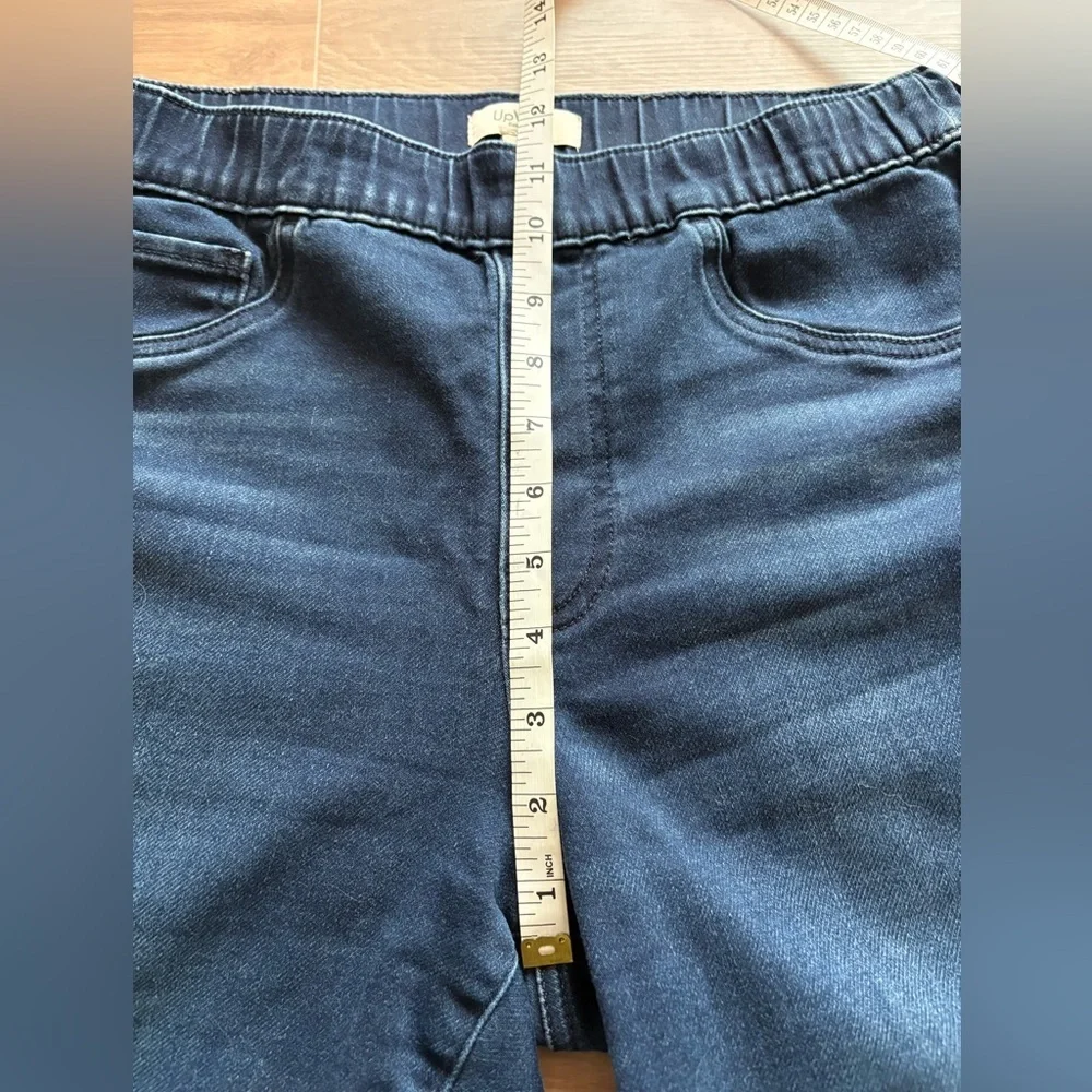 UpWest Pull On Skinny Jeans Dark Wash- size M